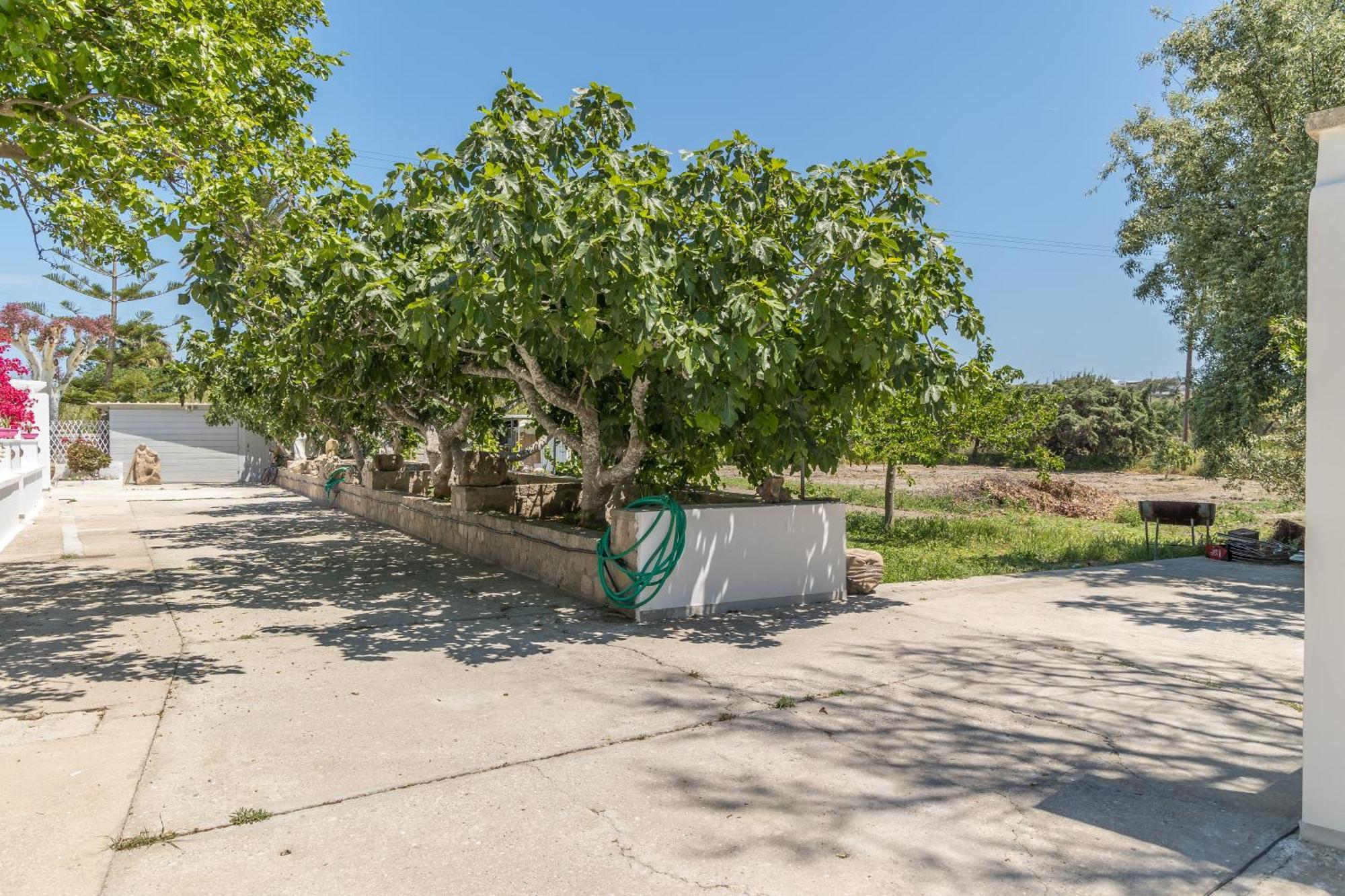 Lina And Babis' Home Adamantas  Exterior photo